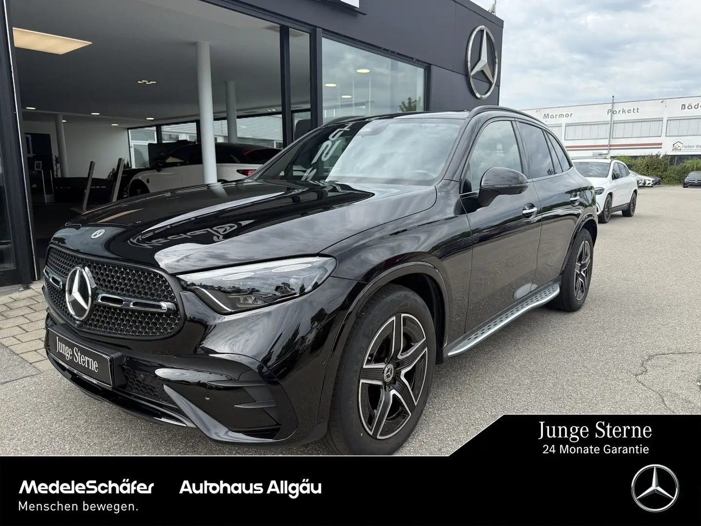 Mercedes-Benz GLC 300 GLC 300 d 4M AMG Night Premium Pano AHK 360° LED Schwarz - 1