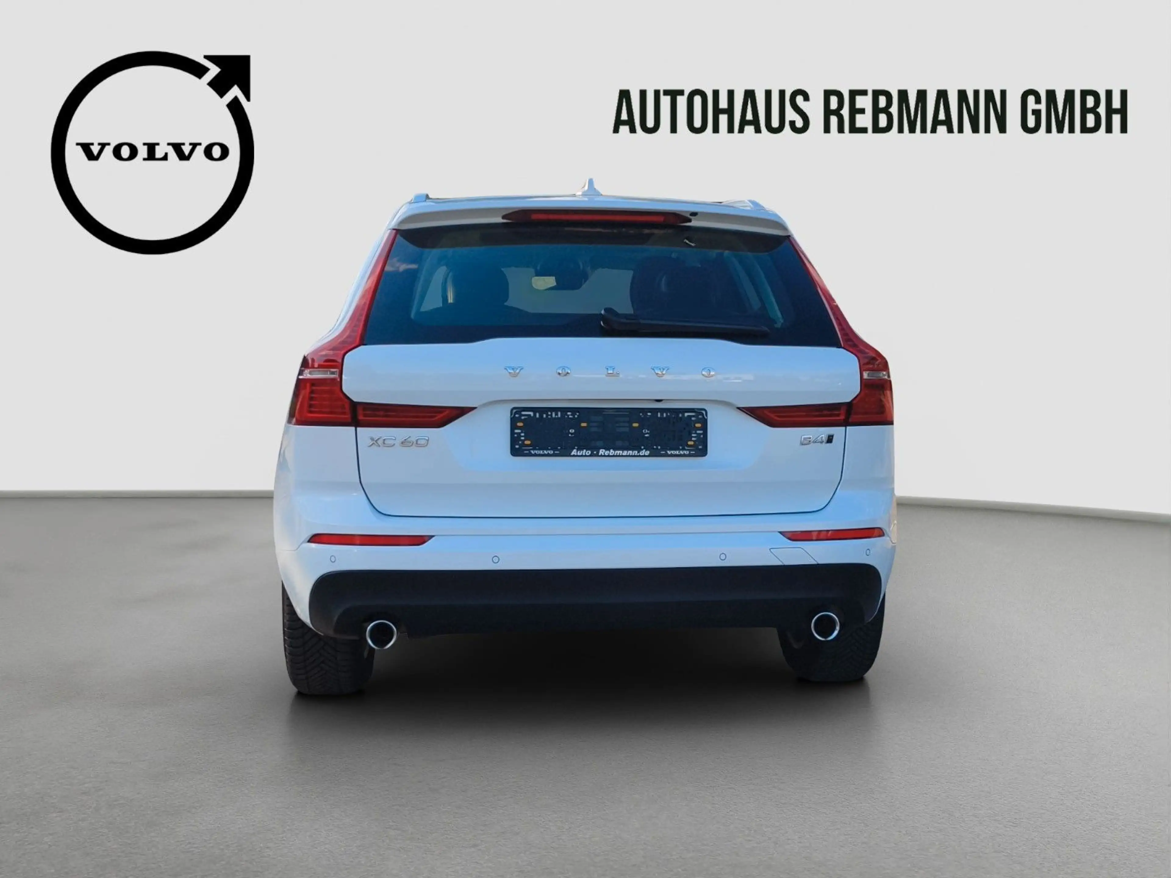 Volvo XC60 B4 Momentum Pro AWD — photo 5