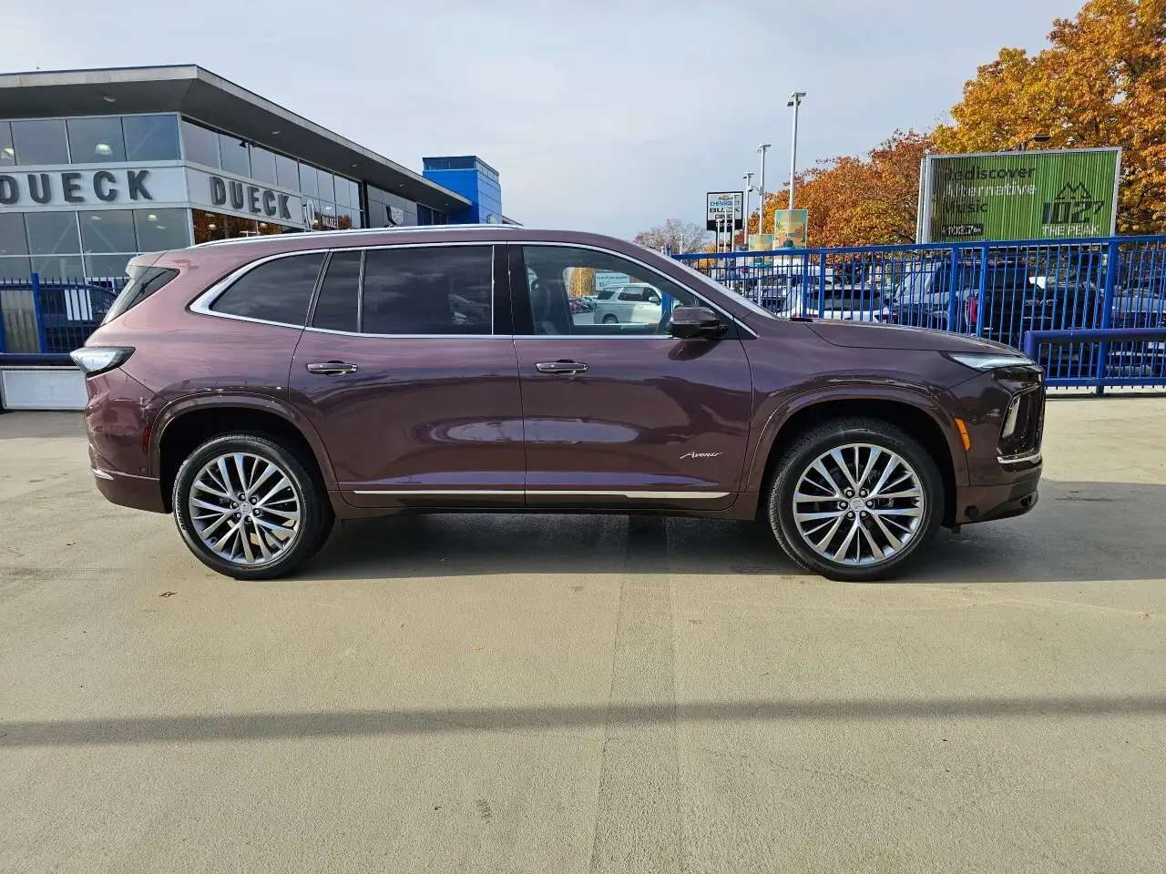Buick Enclave снимка Buick Enclave