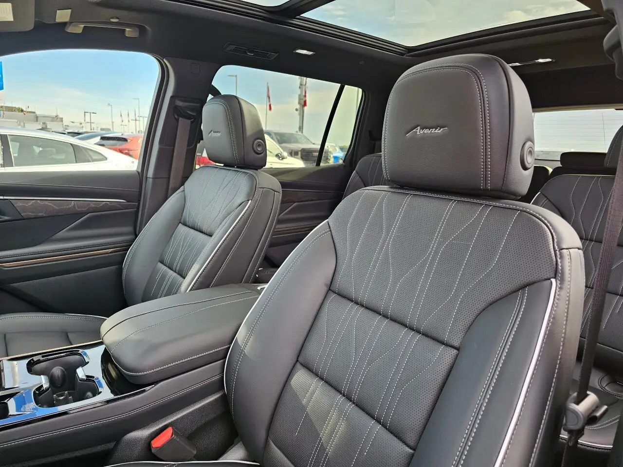 Buick Enclave снимка Buick Enclave