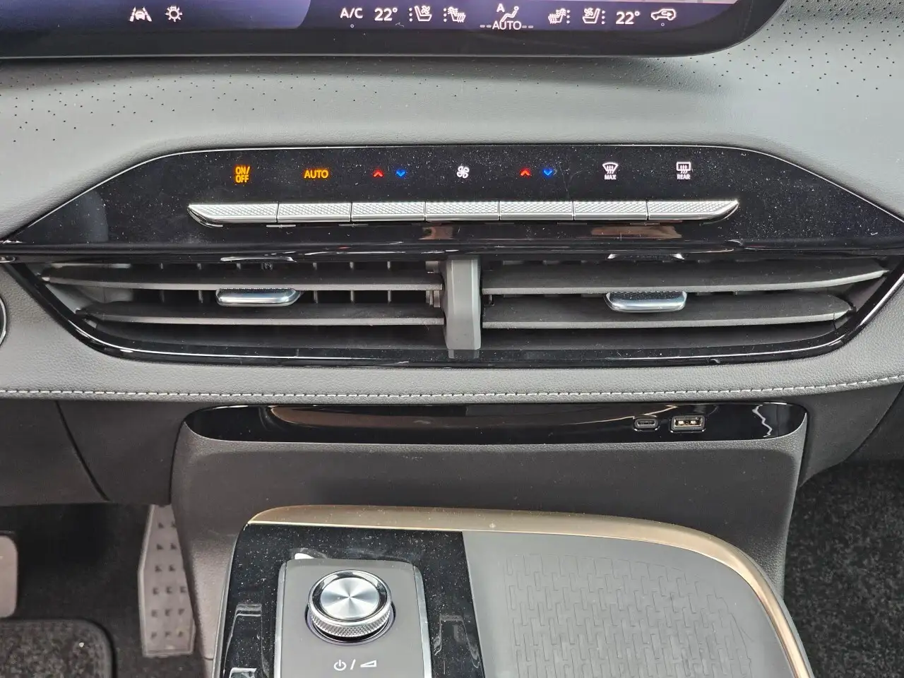 Buick Enclave снимка Buick Enclave