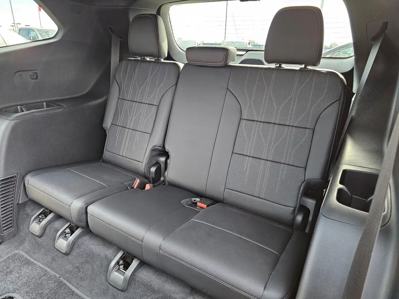 Buick Enclave снимка Buick Enclave