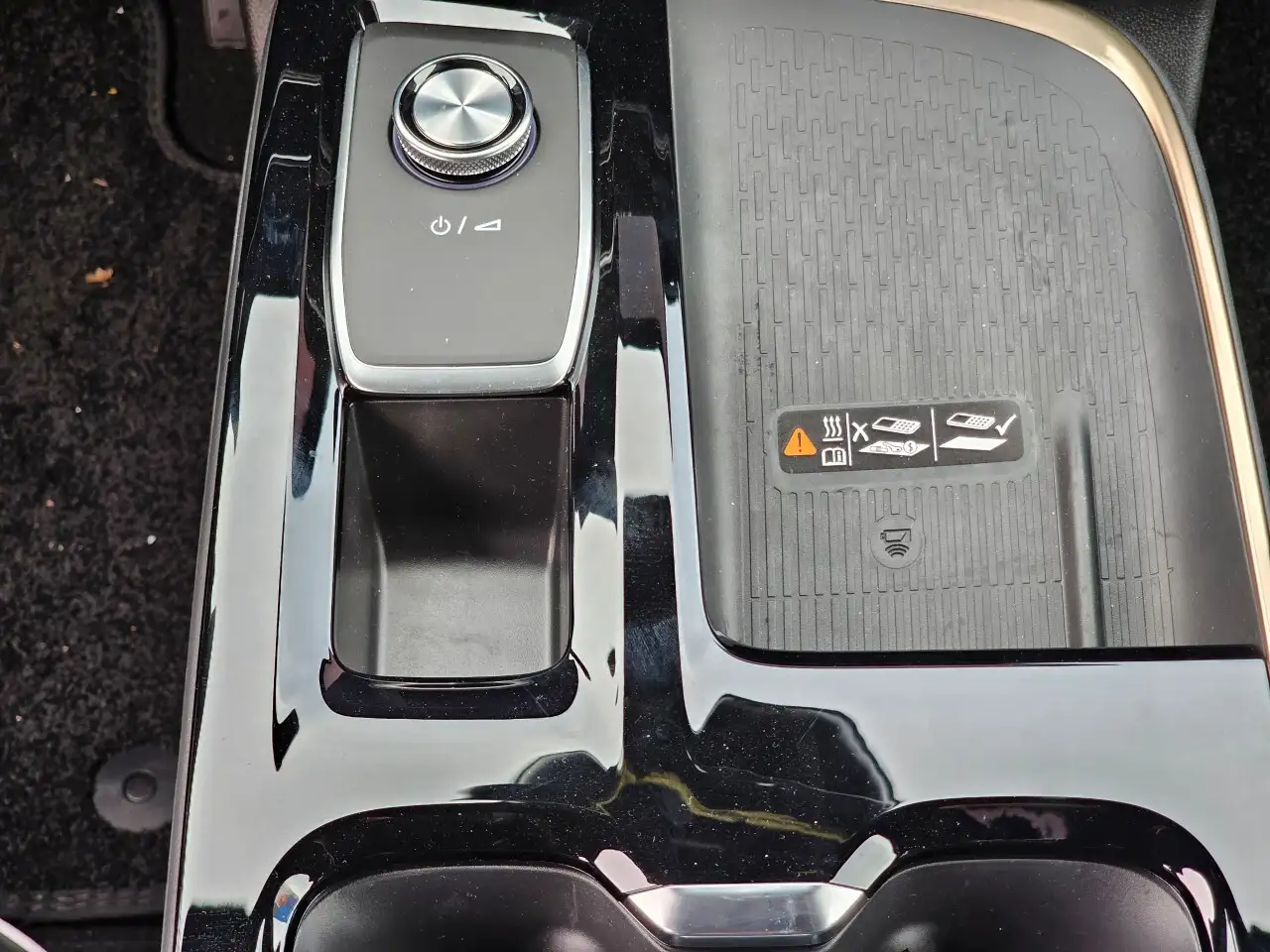 Buick Enclave снимка Buick Enclave