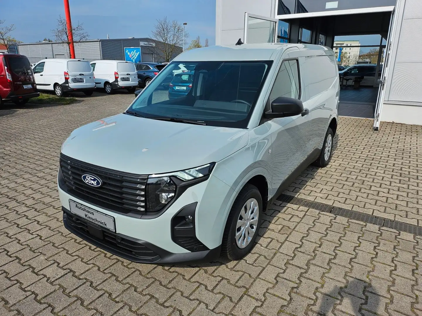 Ford Transit Courier Trend Grau - 1