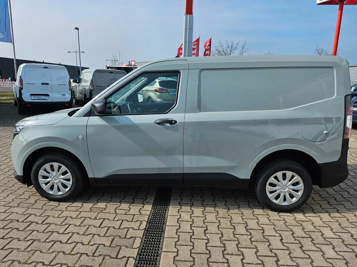 Ford Transit Courier Trend Grau - 2