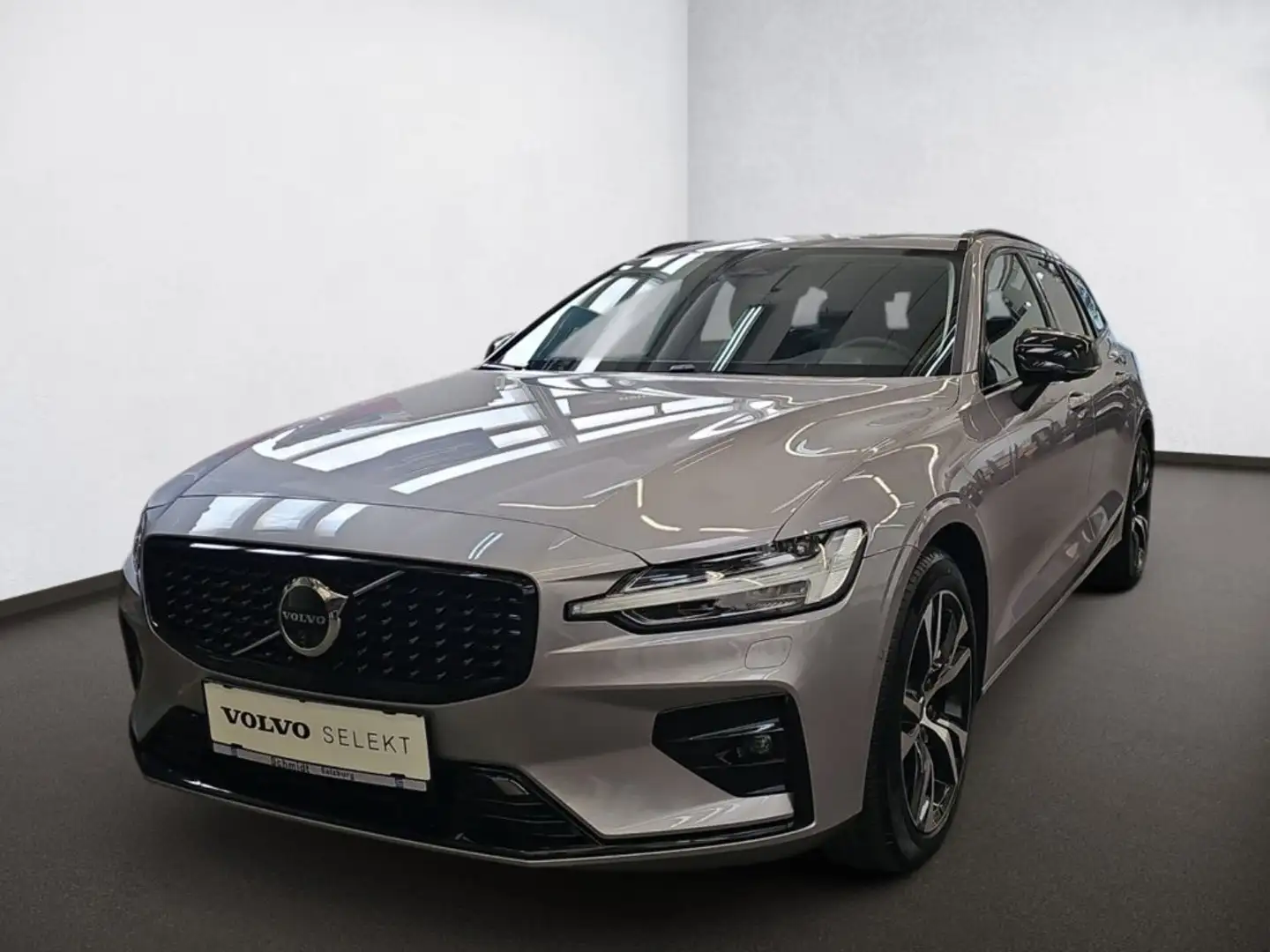 Volvo V60 Plus Dark B4 Mild Hybrid Benzin Silber - 1