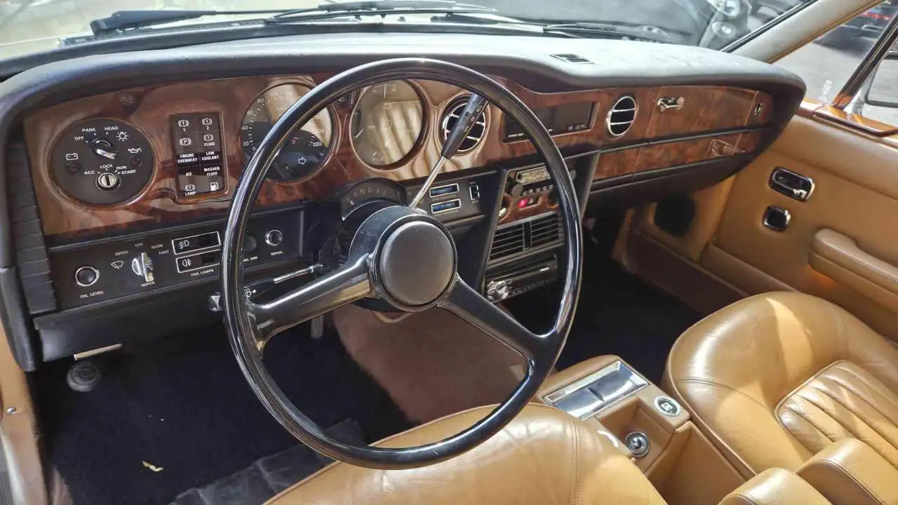 Rolls-Royce Silver Spur Longwheel-ISCRITTA ASI, foto 8