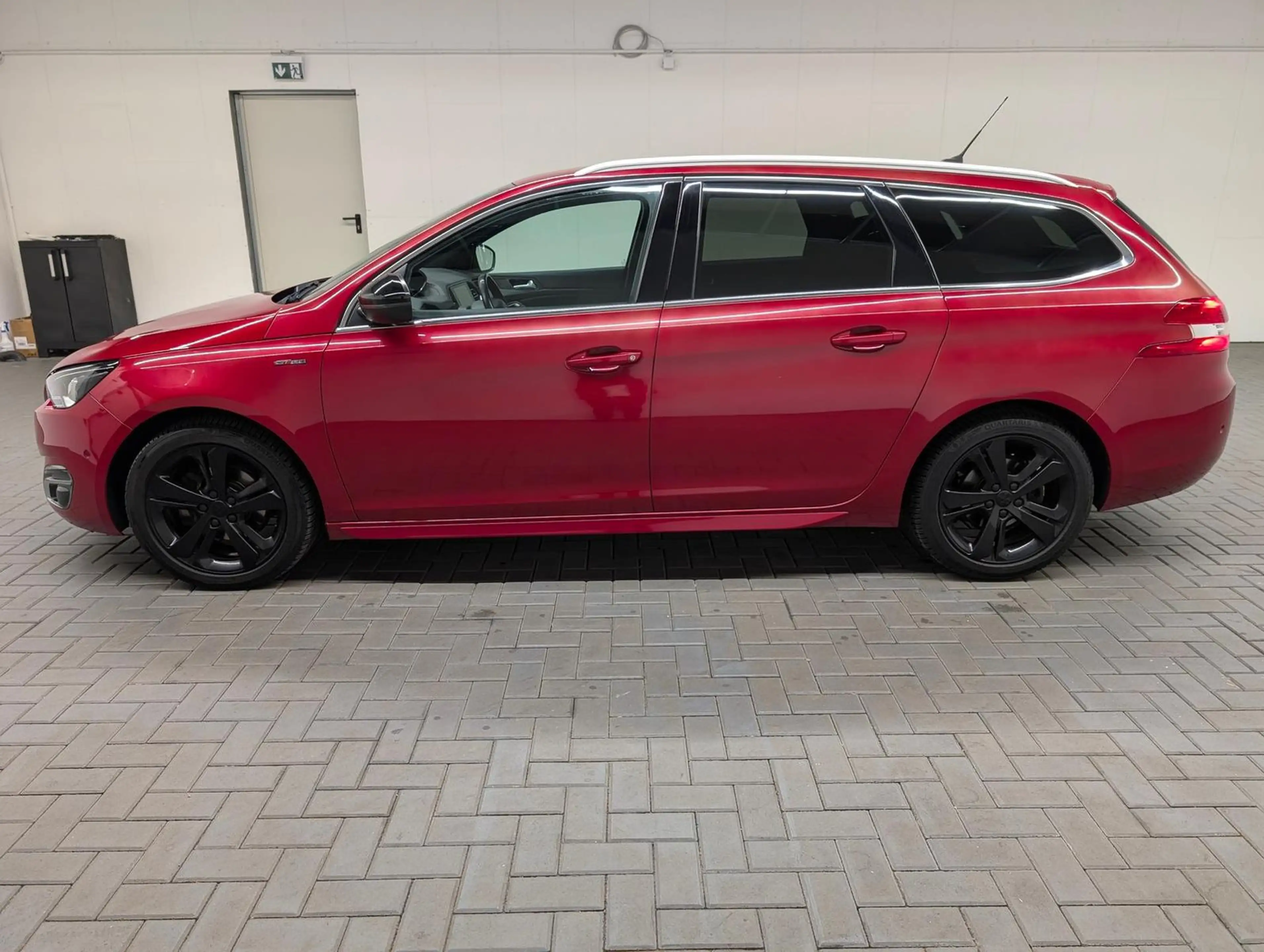 Peugeot 308 Allure GT-Line LED/Navi/SHZ/Kam/Tempom./17LM — photo 2