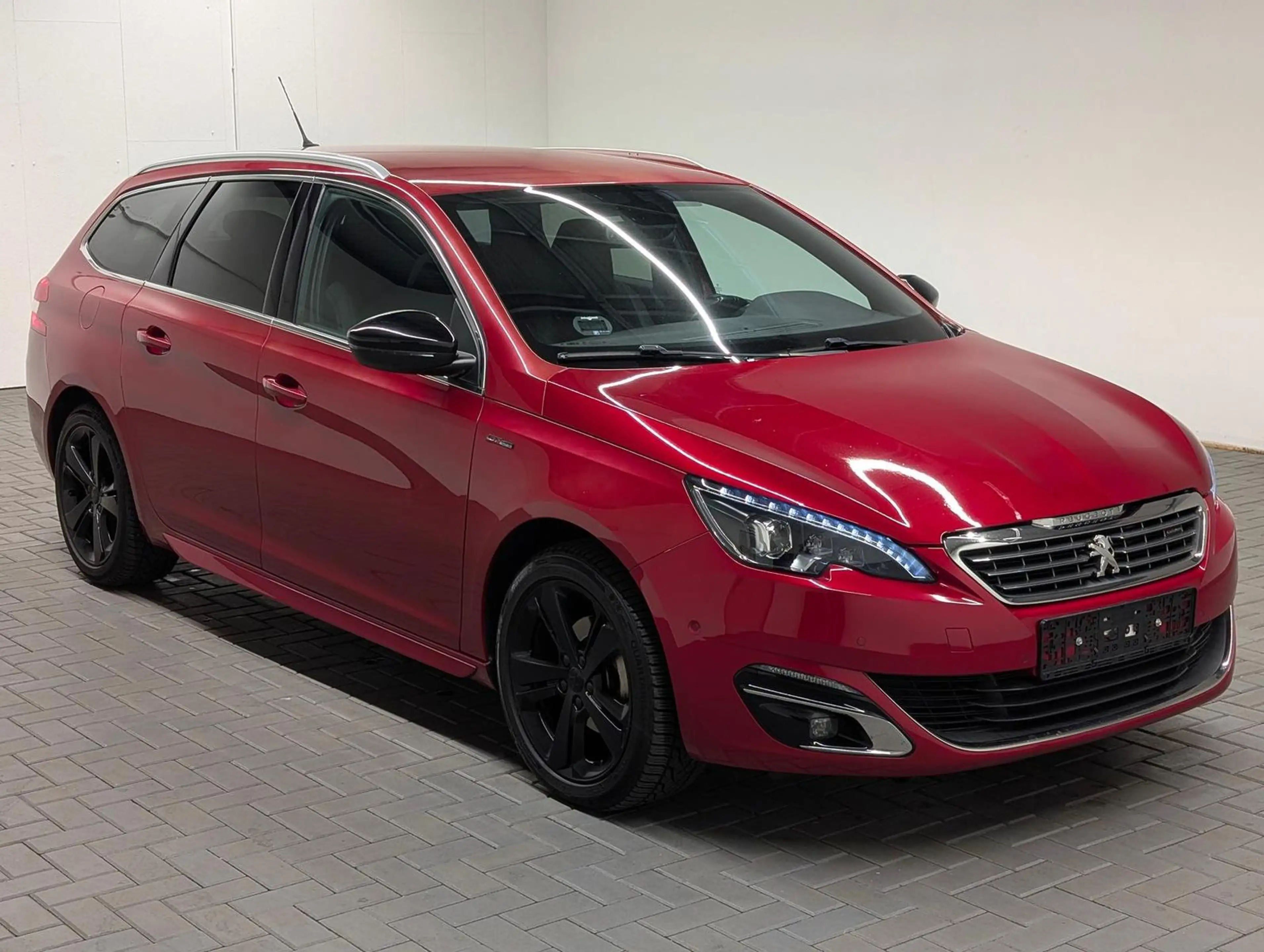Peugeot 308 Allure GT-Line LED/Navi/SHZ/Kam/Tempom./17LM — photo 6
