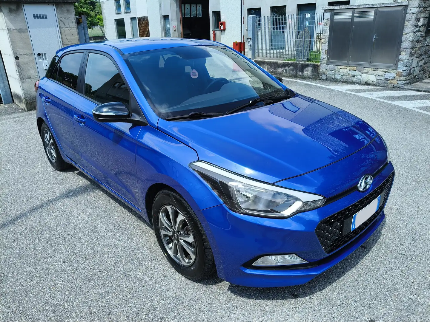Hyundai i20 i20 5p 1.2 GPL Classic econext 75cv WRC AUTO SRL Bleu - 2