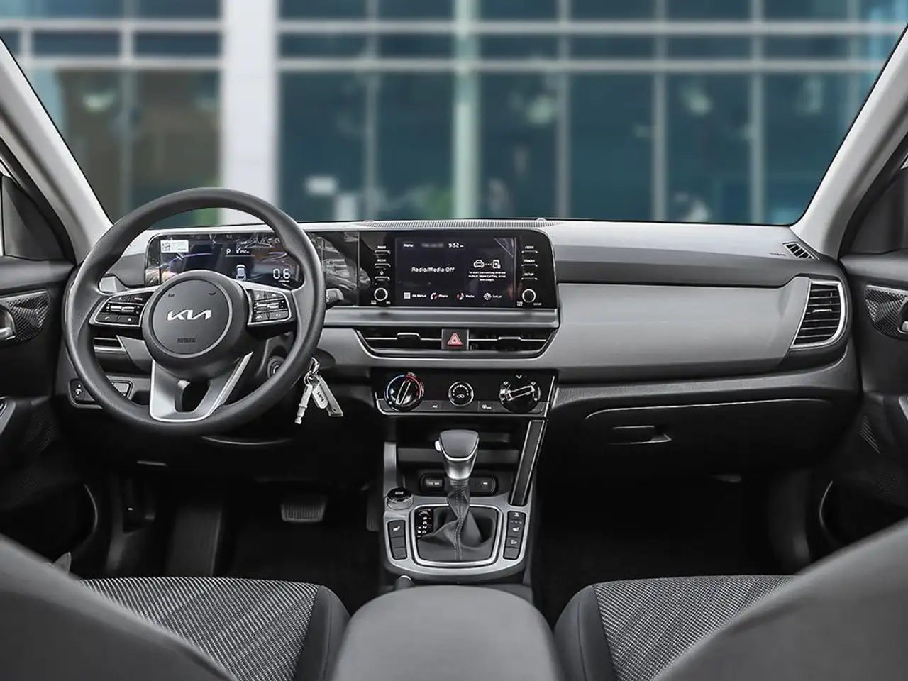 Kia Seltos снимка Kia Seltos