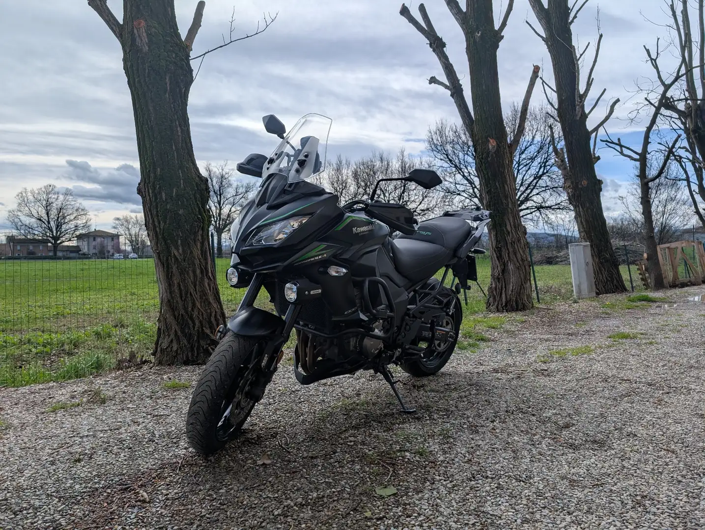 Kawasaki Versys 1000 Negru - 2