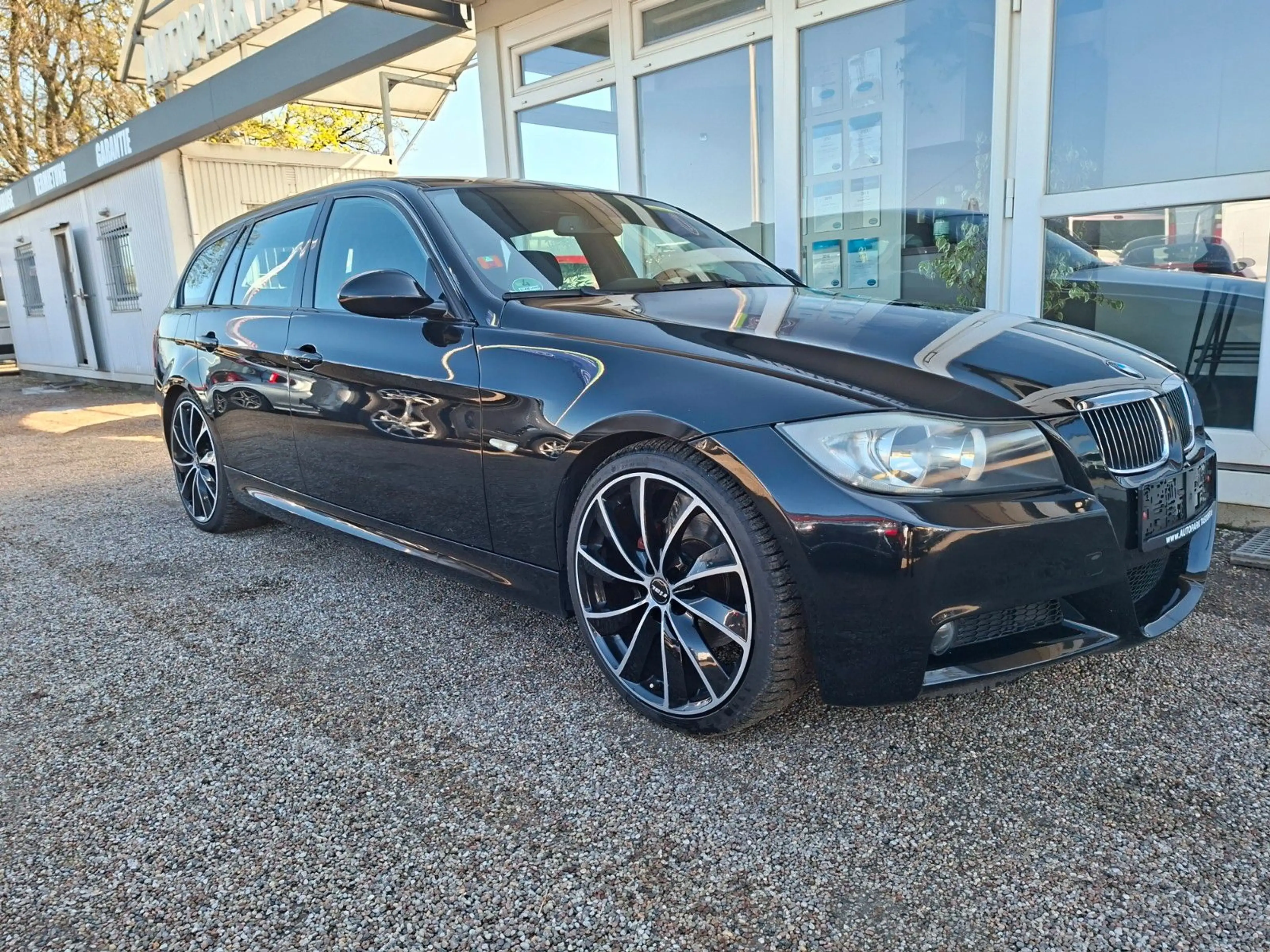 BMW 325 3 Touring 325i/M Paket/Tüv + Inspektion NEU/ — photo 7