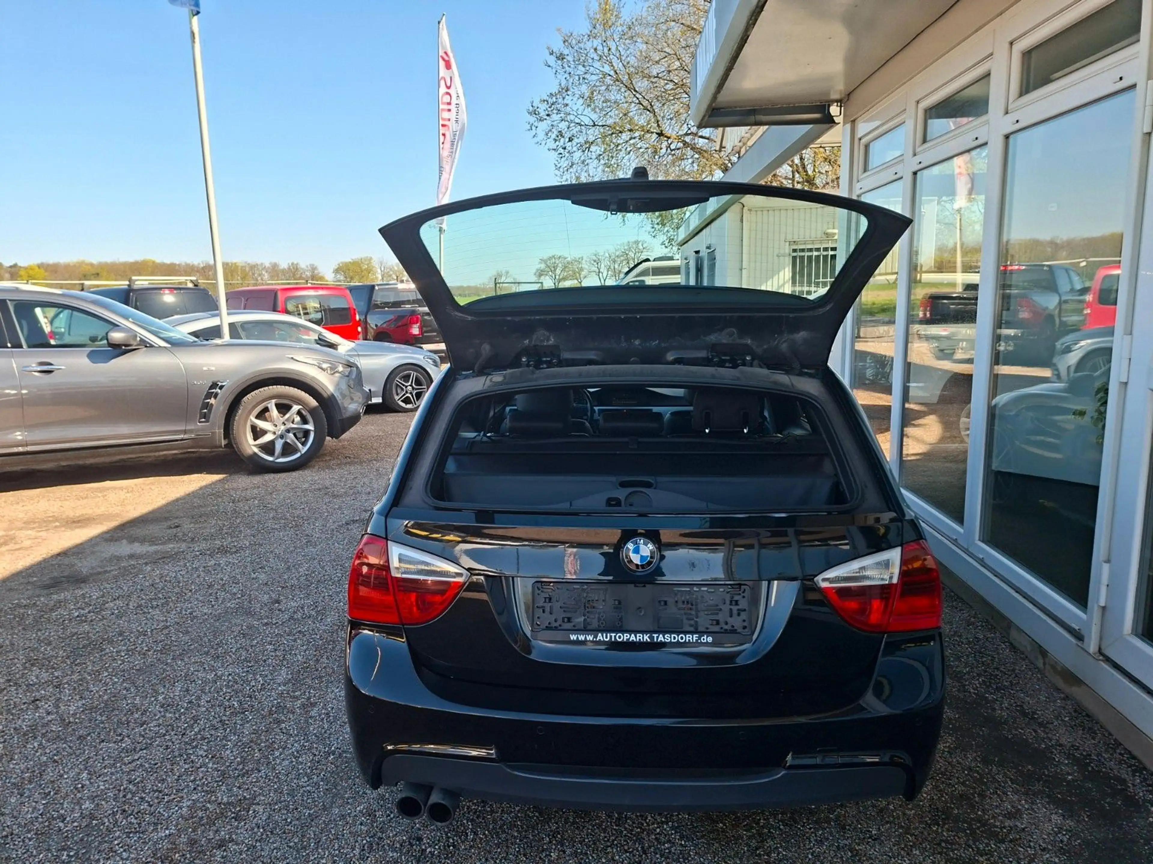 BMW 325 3 Touring 325i/M Paket/Tüv + Inspektion NEU/ — photo 9