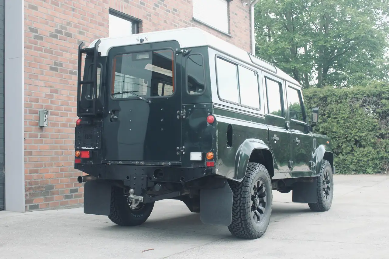 Land Rover Defender TD5 16P // Lichte vracht — foto 6