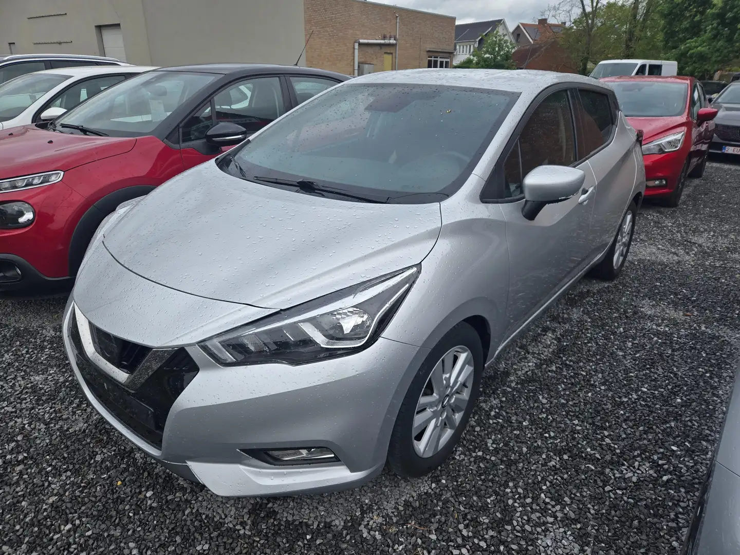 Nissan Micra 1.0 IG-T Silber - 1