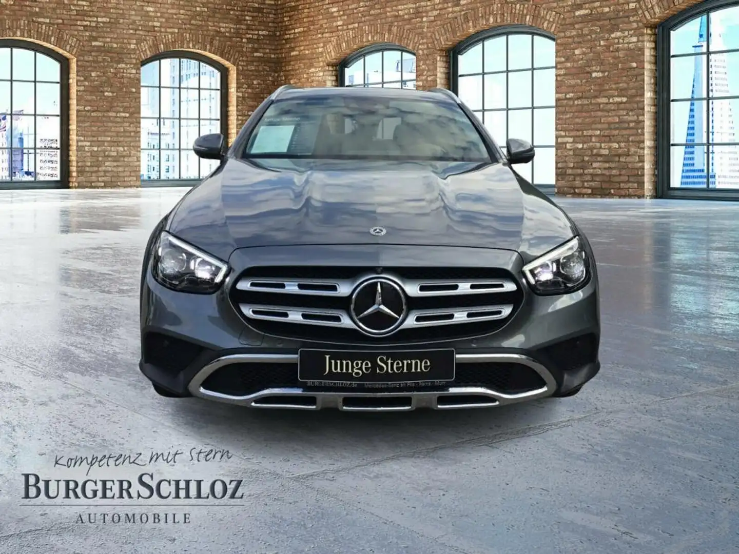 Mercedes-Benz E 400 d 4M T-Modell All-Terrain ACC PDC SHZ LED Gris - 2