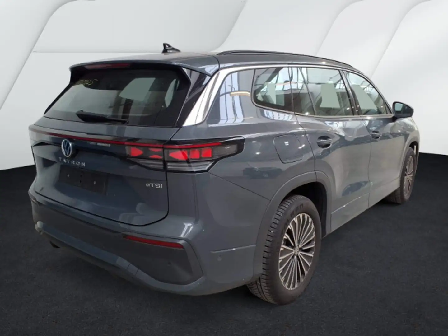 Volkswagen Tayron 1.5 eTSI DSG Life Navi AHK IQ.LIGHT - HD- Grau - 2