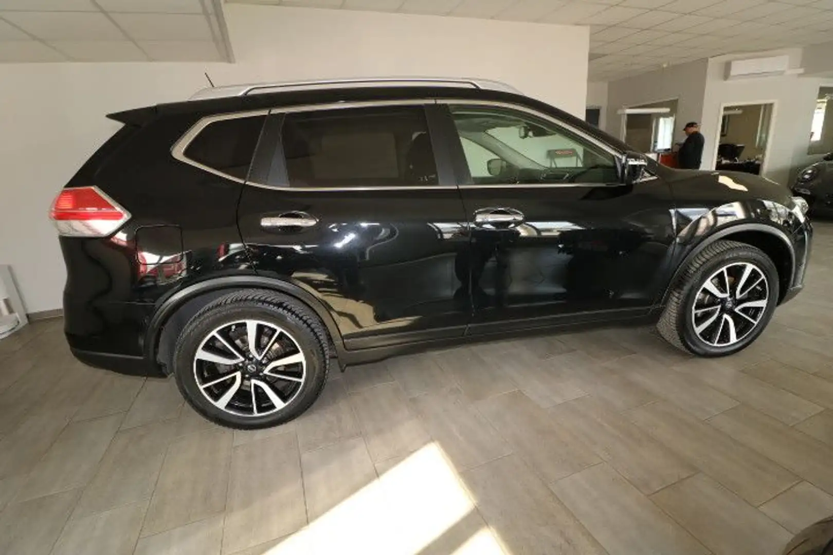 Nissan X-Trail Acenta 4x4 7-Sitzer Noir - 2