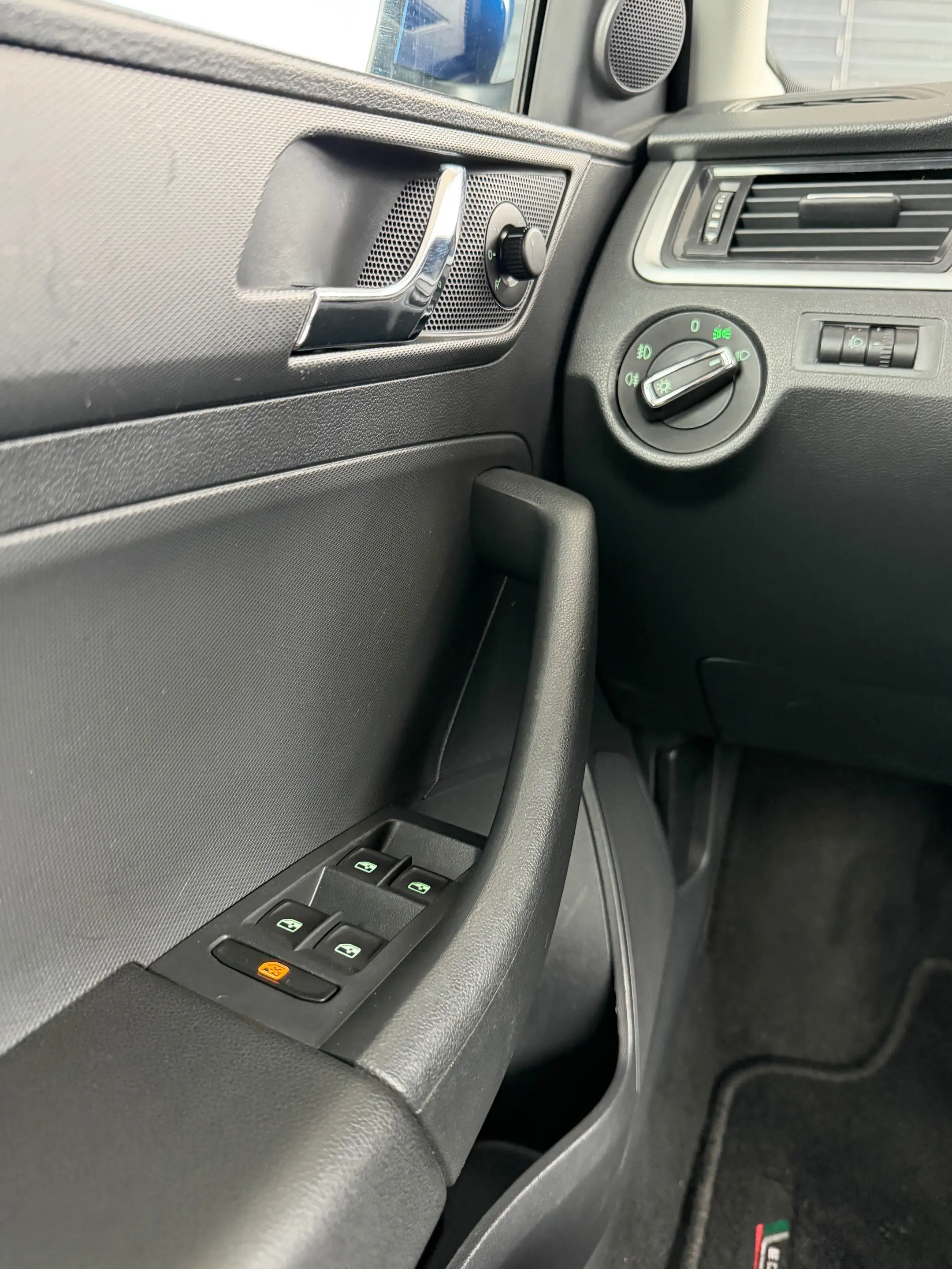 Skoda Rapid/Spaceback Spaceback 1,4 TDI Elegance — photo 15