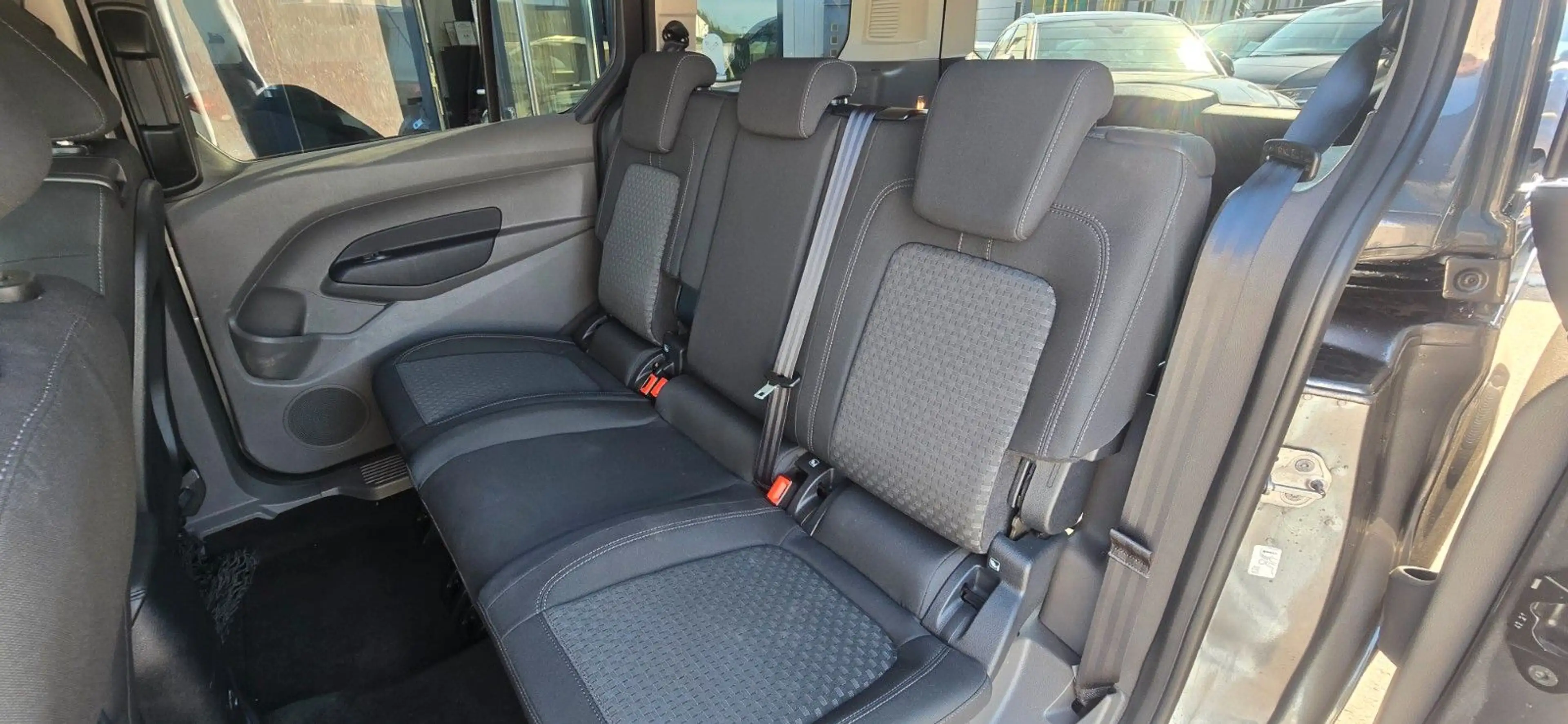 Ford Grand Tourneo Connect*ASSIST*KLIMA*SYNC* — photo 11