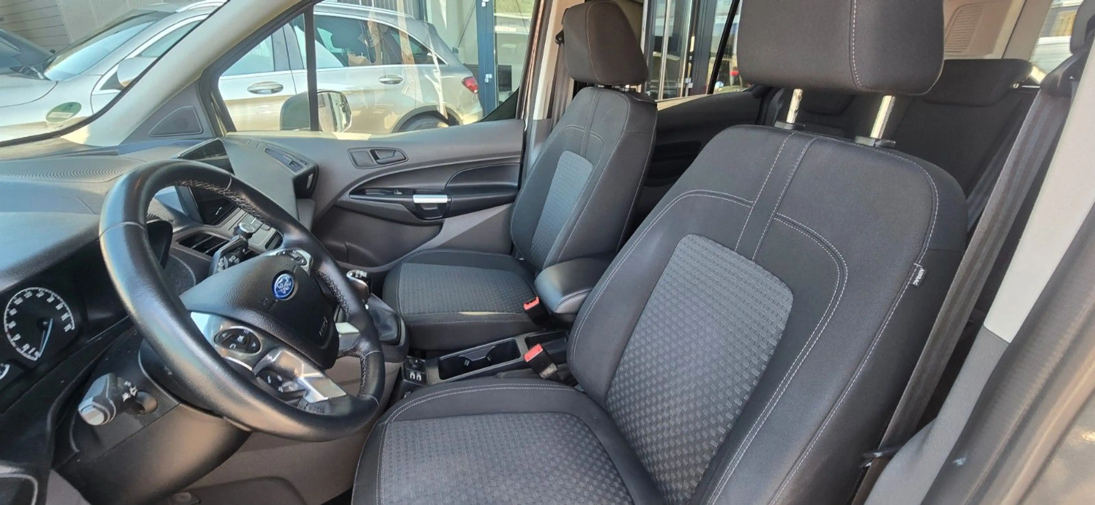 Ford Grand Tourneo Connect*ASSIST*KLIMA*SYNC* — photo 9