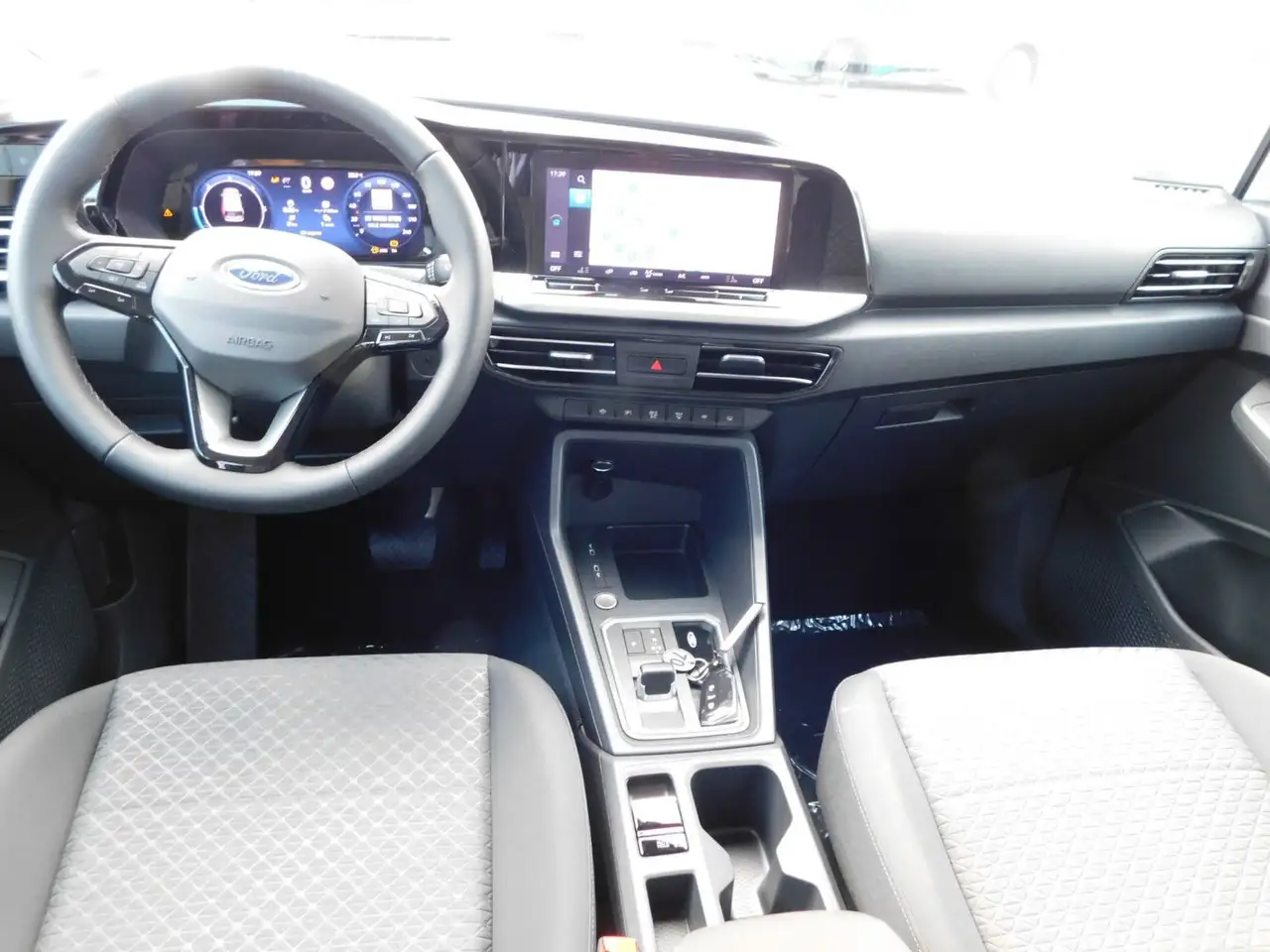 Ford Tourneo Connect 2026 — фото 12