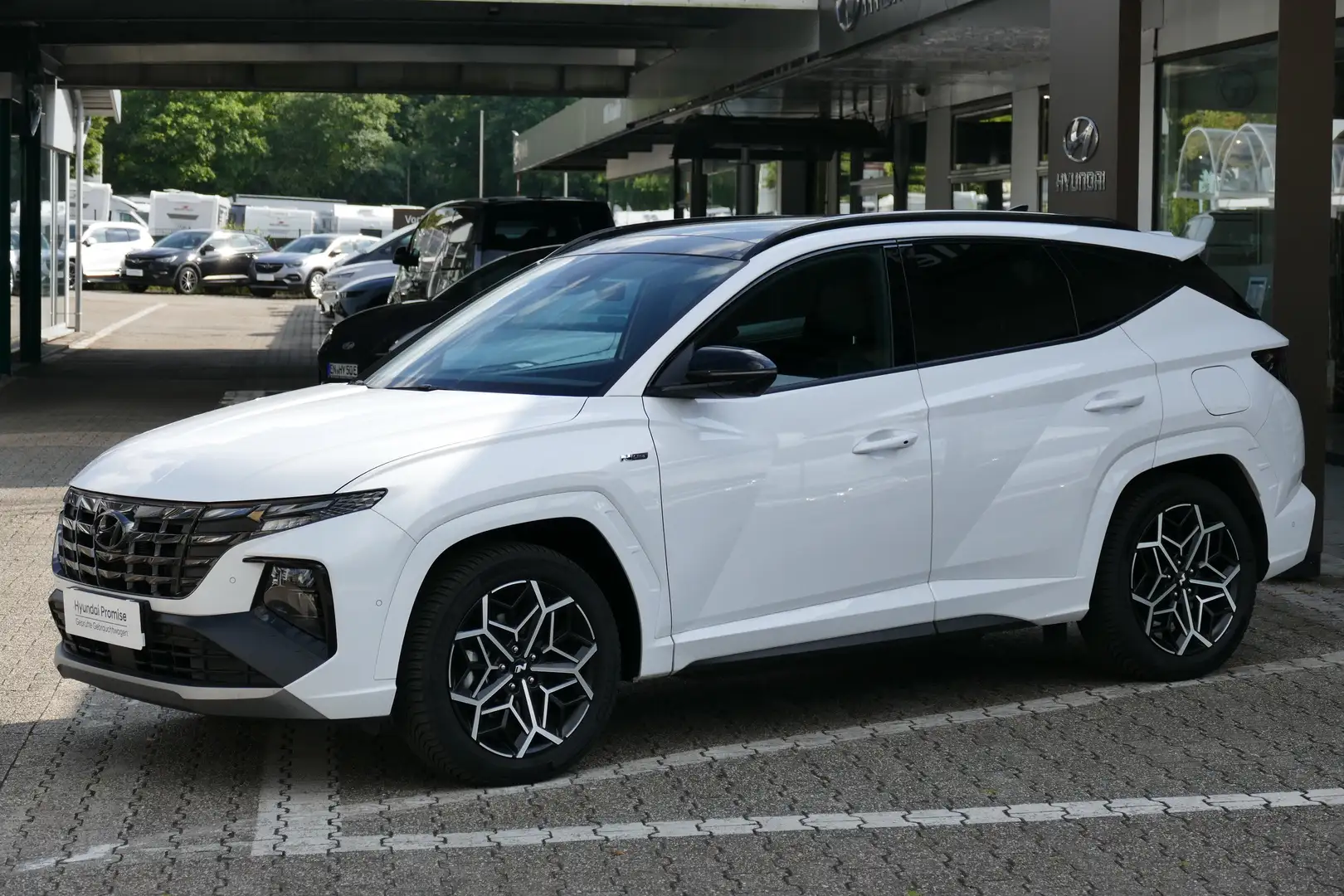 Hyundai TUCSON 1.6 T-GDi Plug-in-Hybrid 4WD N Line*AHK*PANORAMA* Weiß - 1