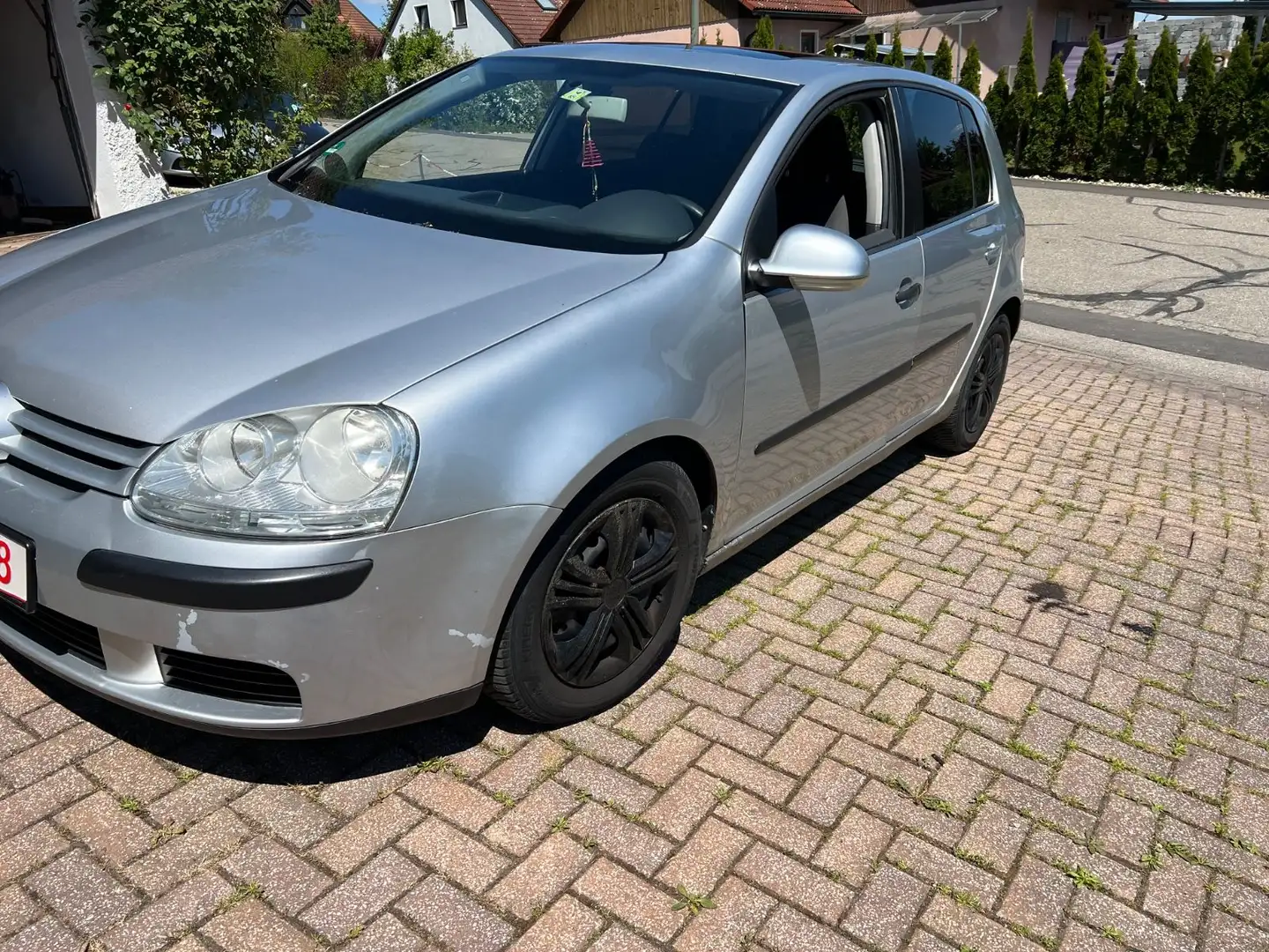 Volkswagen Golf V Lim. Trendline Argent - 1