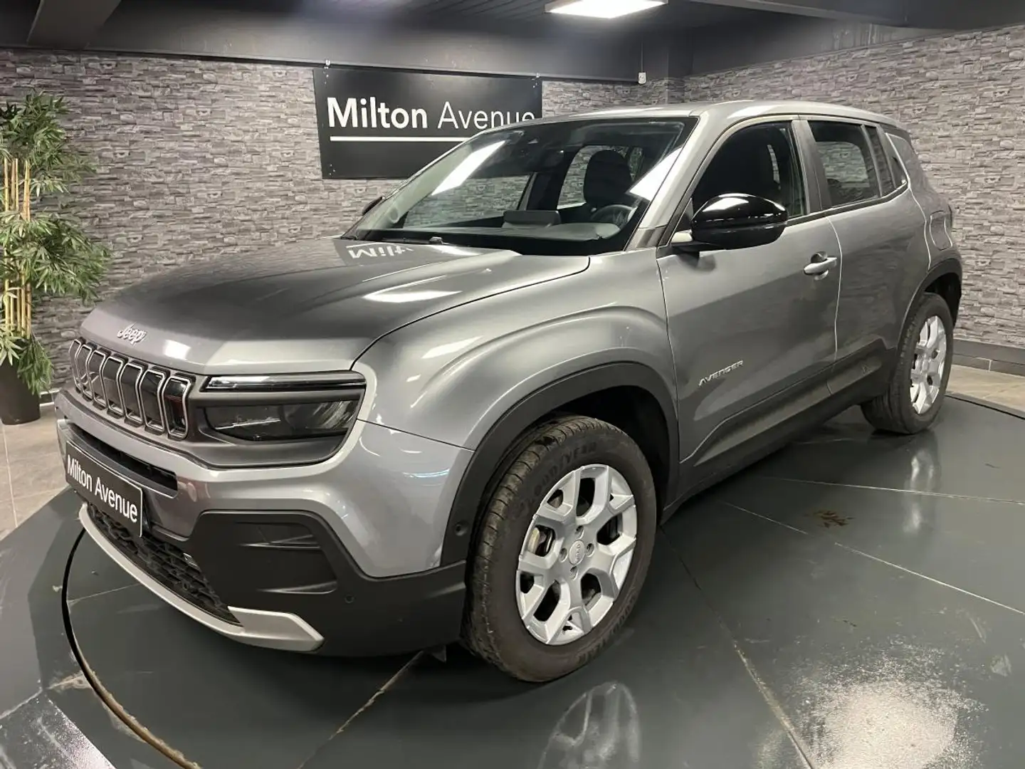 Jeep Avenger Avenger 1.2 Turbo T3 - 100  Altitude Gris - 1