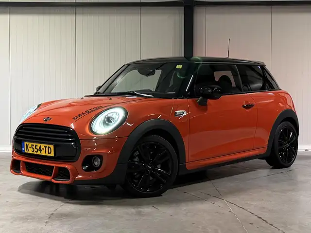 MINI John Cooper Works 1.5 Cooper Dalston Edition Carplay