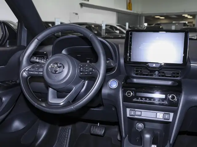 Toyota Yaris Cross view 9