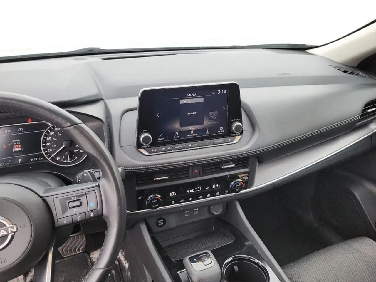 Nissan Rogue снимка Nissan Rogue