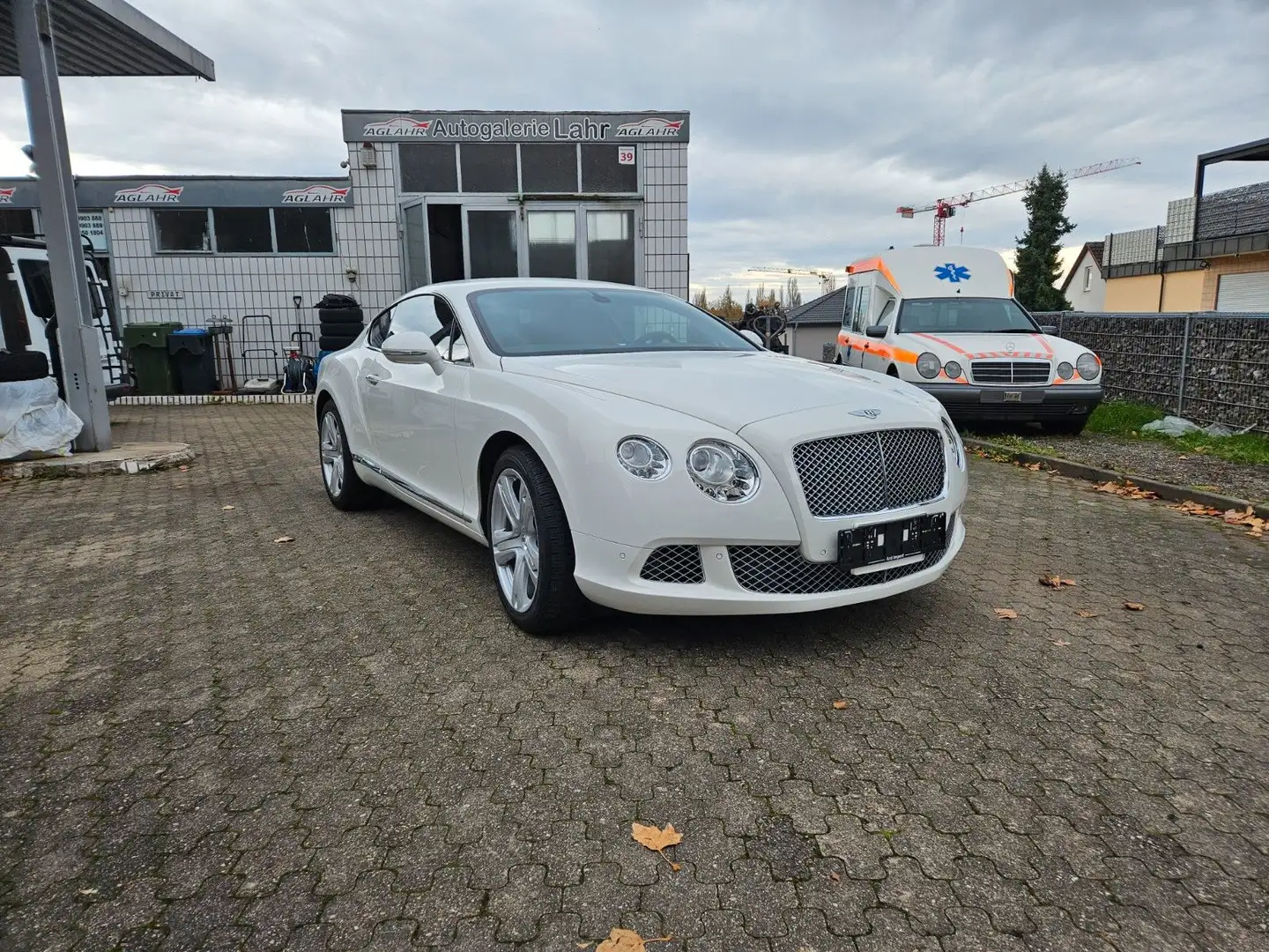 Bentley Continental GT 6.0 W12 4WD Automatik Weiß - 2