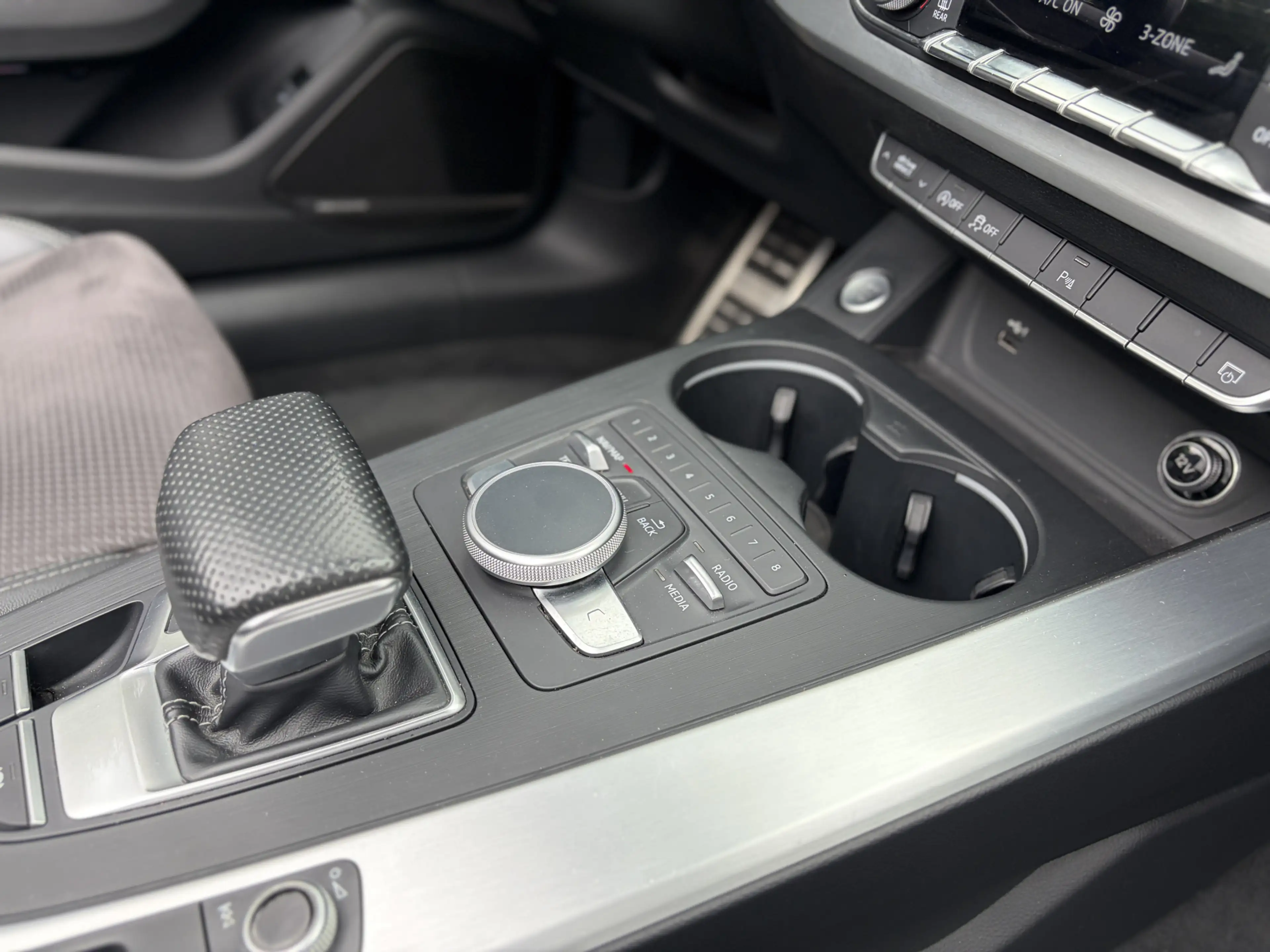 Audi A5 Cabriolet 2.0 TFSI Design Pro Line Plus ACC Bomvol — photo 41