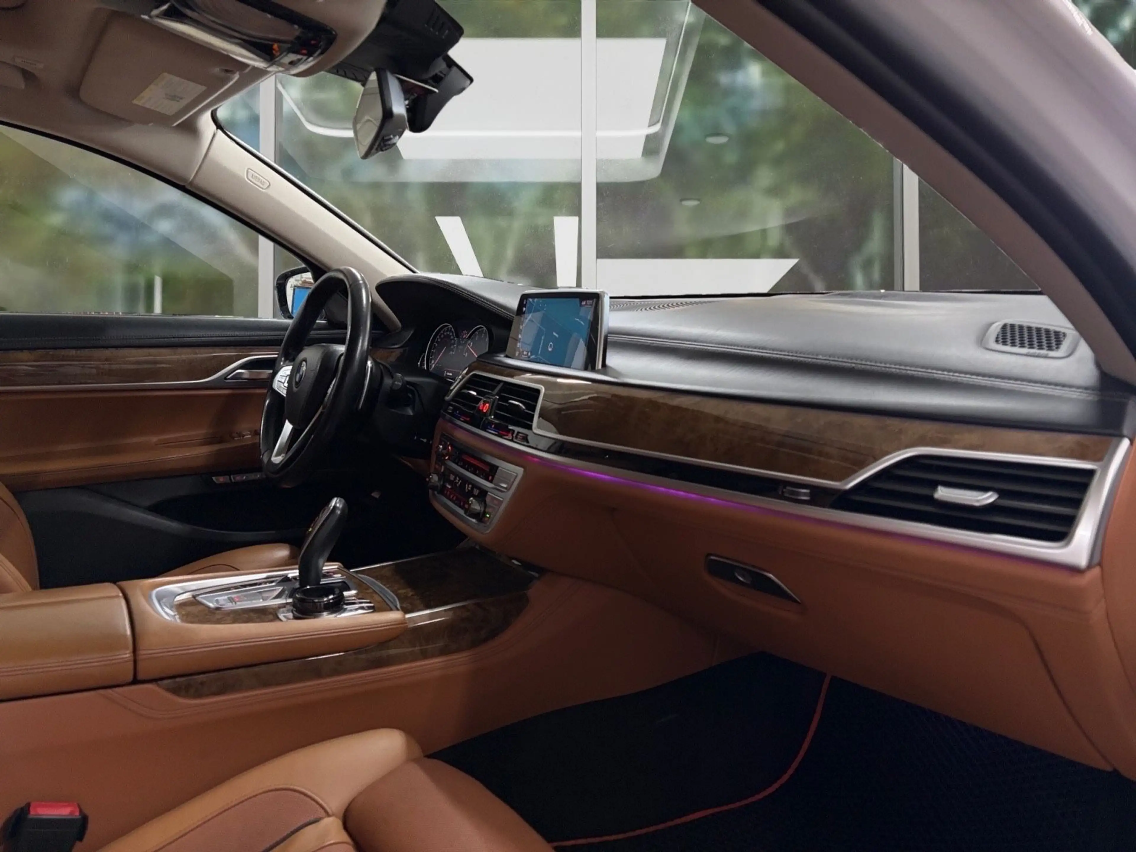 BMW 750 Li Aut., Inspektion+ Tüv/Au Neu — photo 8