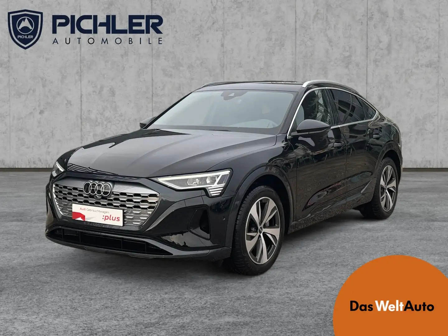 Audi Q8 55 e-tron quattro business Fekete - 1