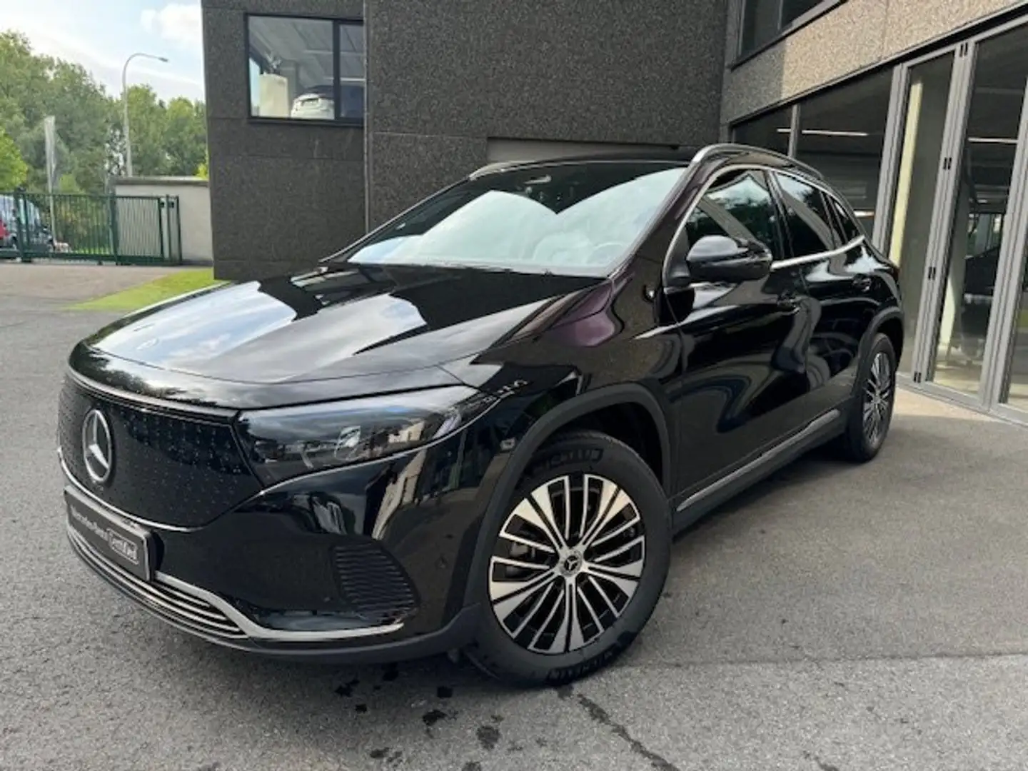 Mercedes-Benz EQA 250 EQA 250+ FACELIFT ** 5 JAAR / ANS GARANTIE ** Noir - 1