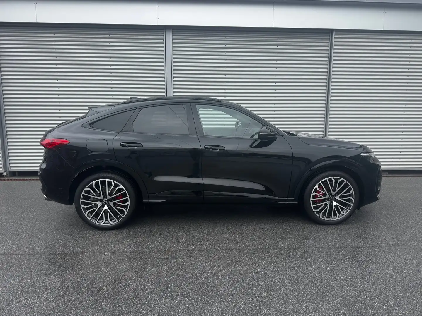 Audi SQ5 TFSI Schwarz - 2
