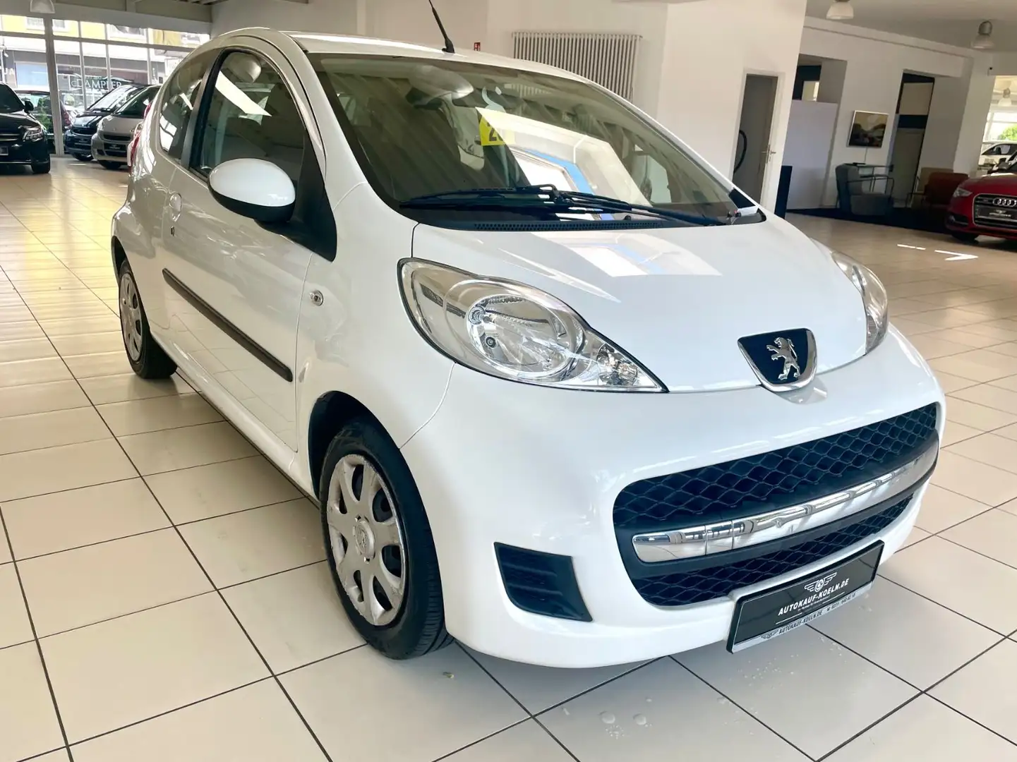Peugeot 107 Filou 1,0 Automatik/Nur 28.660km Blanc - 2