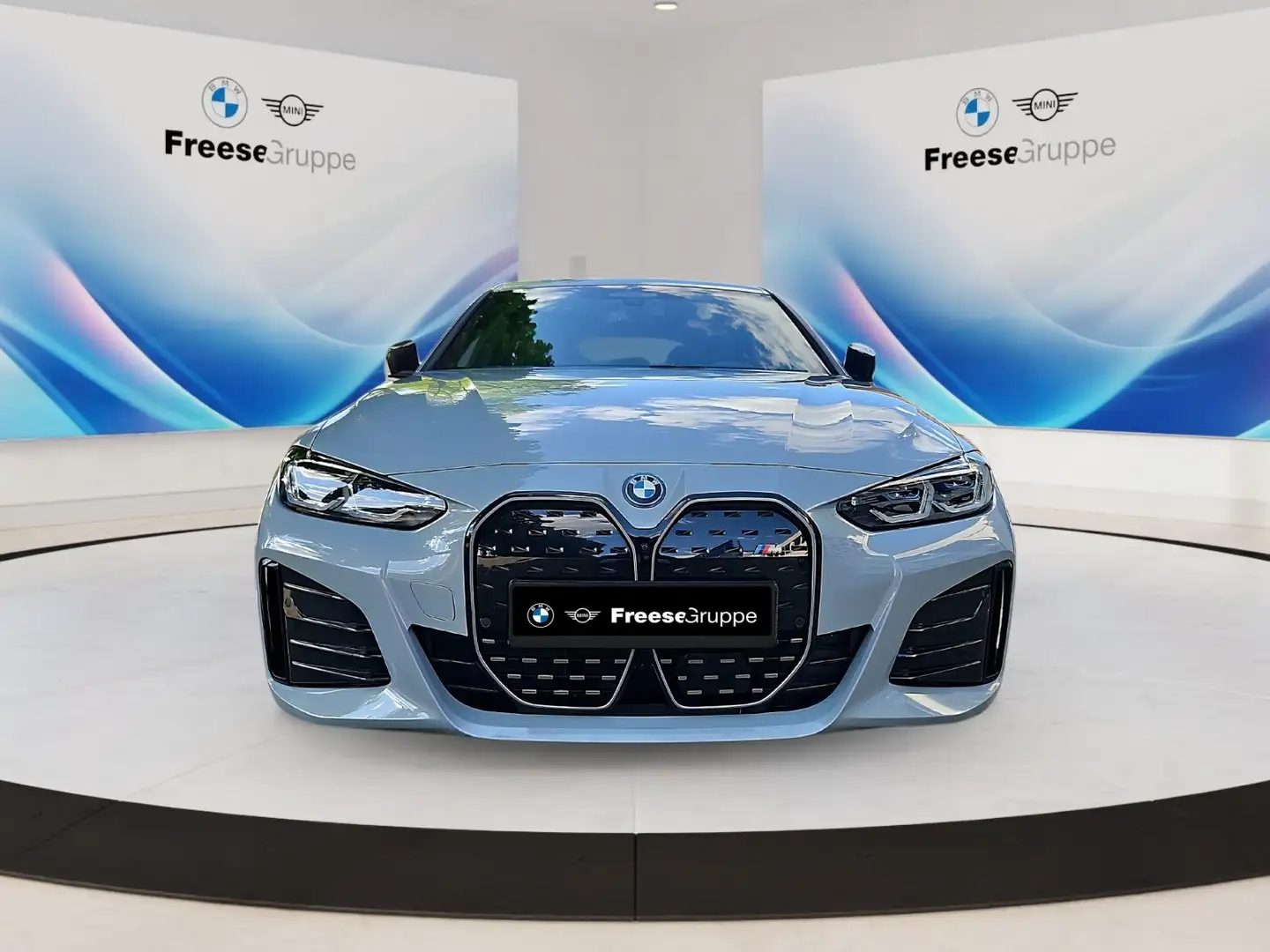 BMW i4 M50 Gran Cou HiFi DAB LED RFK Komfortzg. Shz Grau - 2