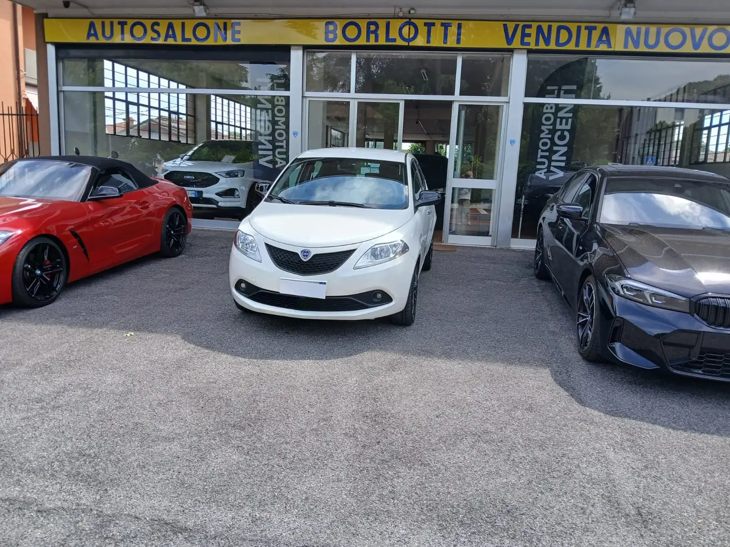 Lancia Ypsilon Ypsilon III 2015 1.2 Gold s Bianco - 1