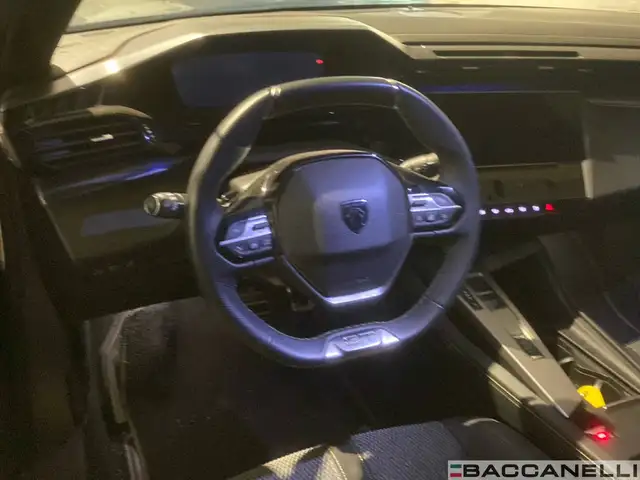 Peugeot 408 view 12