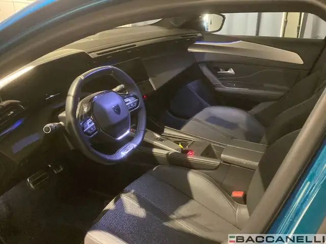 Peugeot 408 view 11
