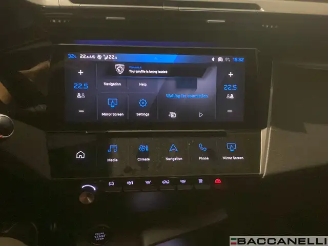 Peugeot 408 view 15