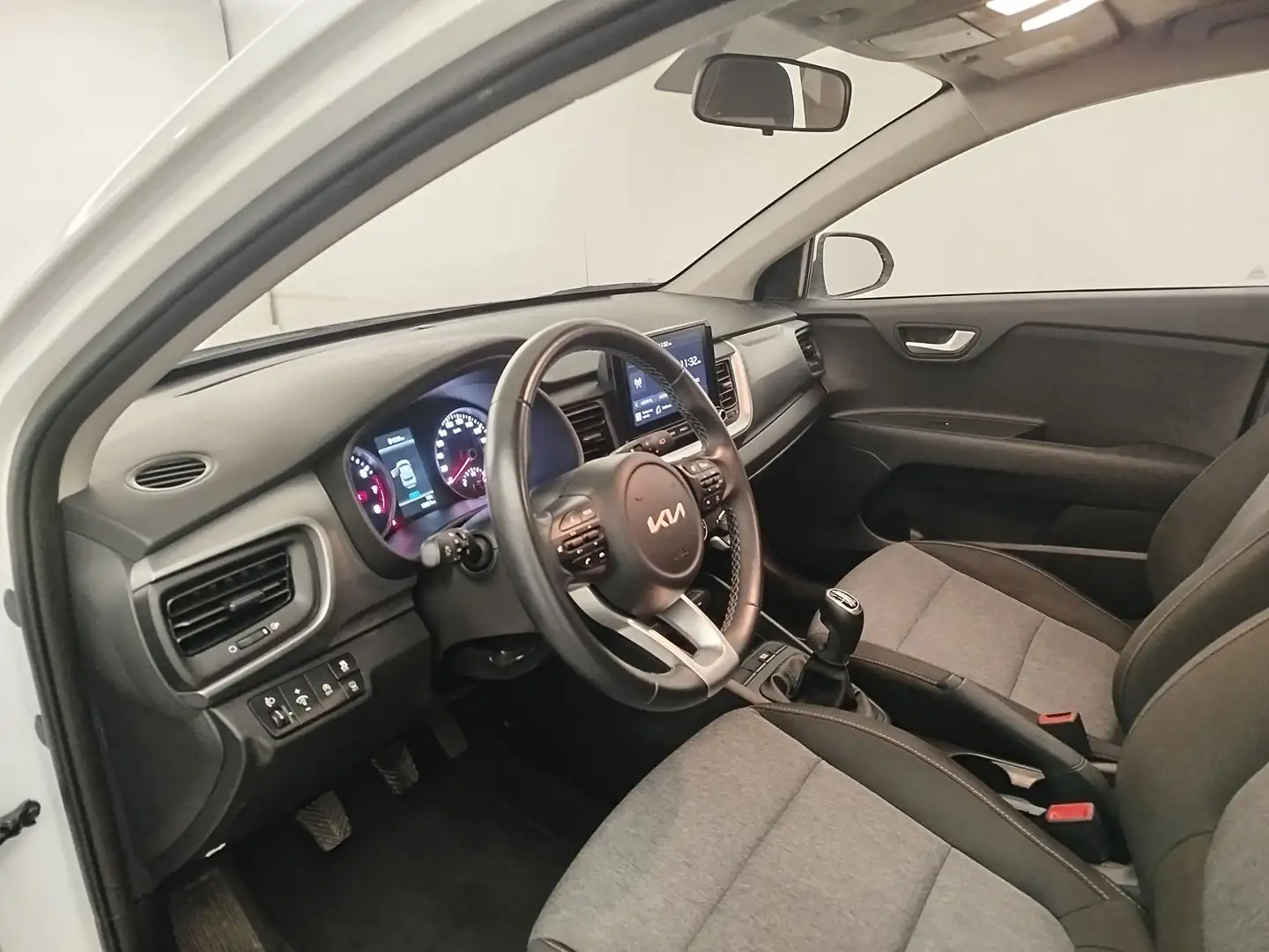 Kia Stonic 1.0 T-GDi MHEV Concept 100 Blanco - 2