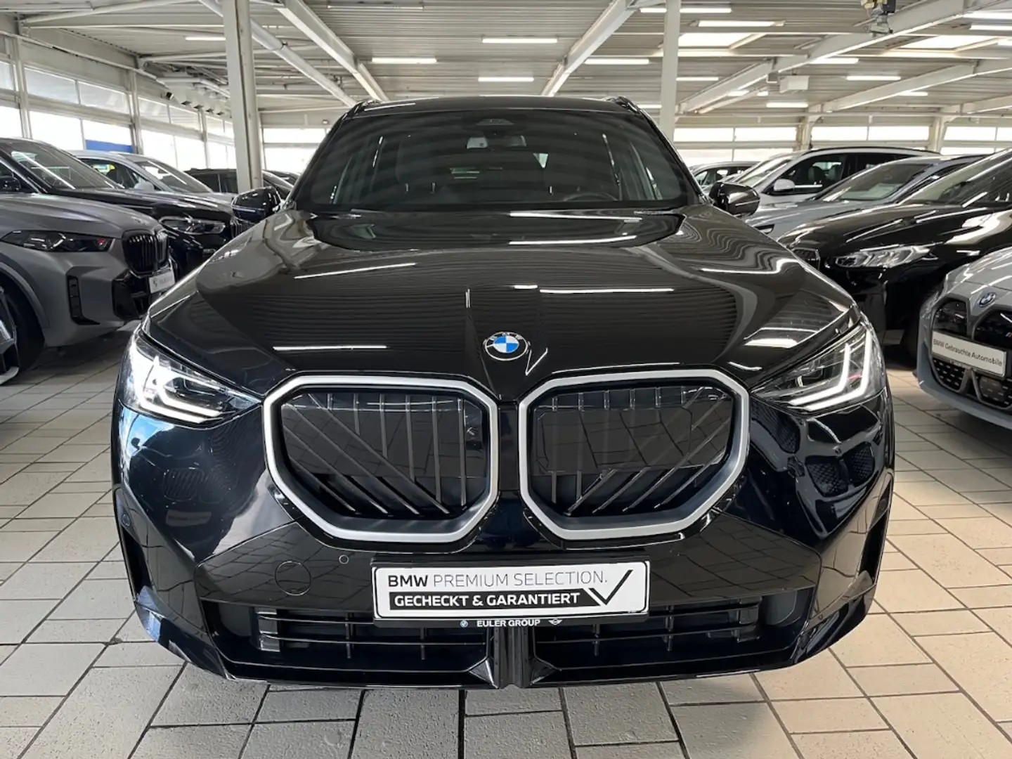 BMW X3 20d xDrive M Sport AHK Pano H/K Premium+Prof. PA+ Schwarz - 2