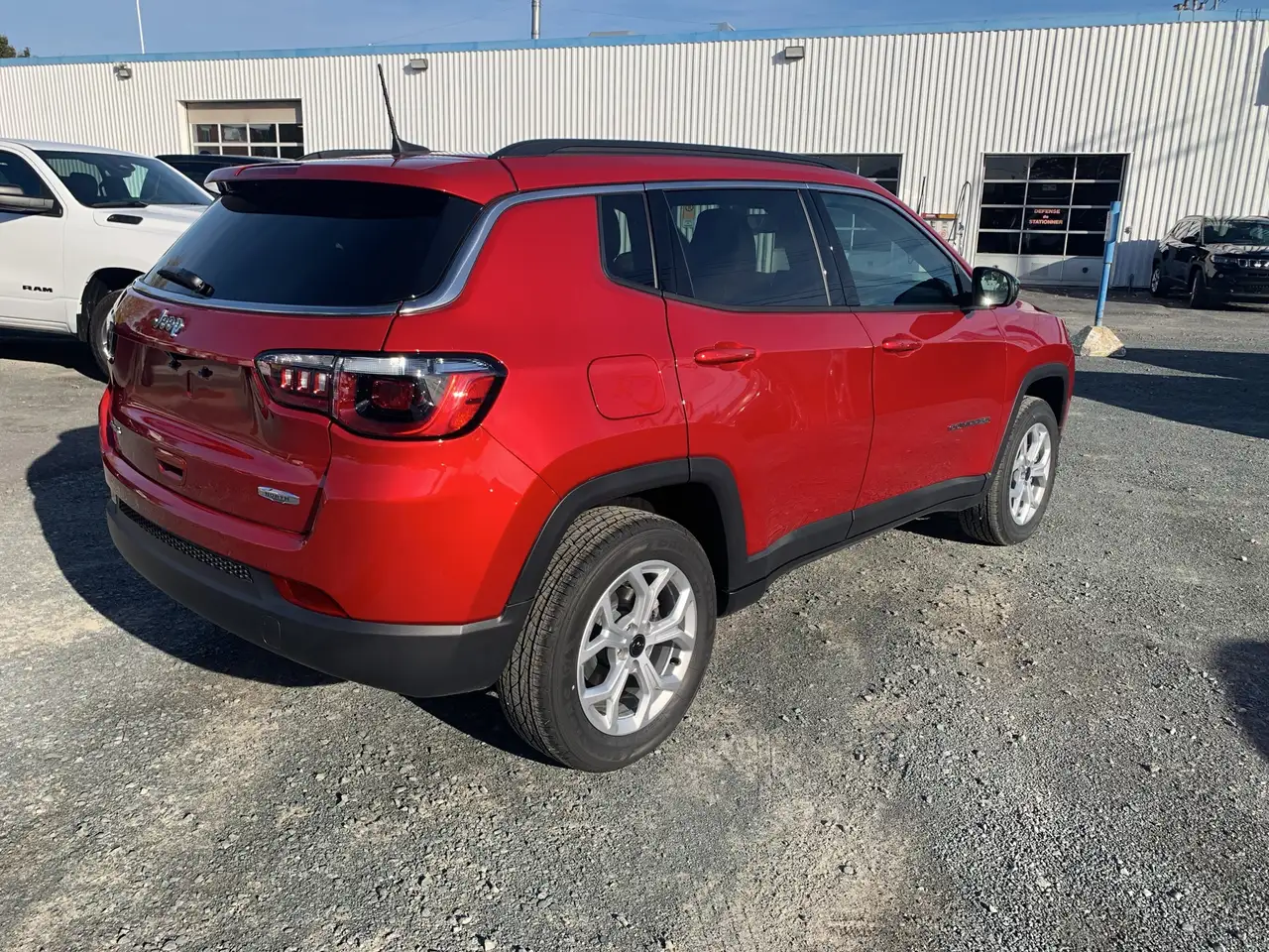 Jeep Compass снимка Jeep Compass