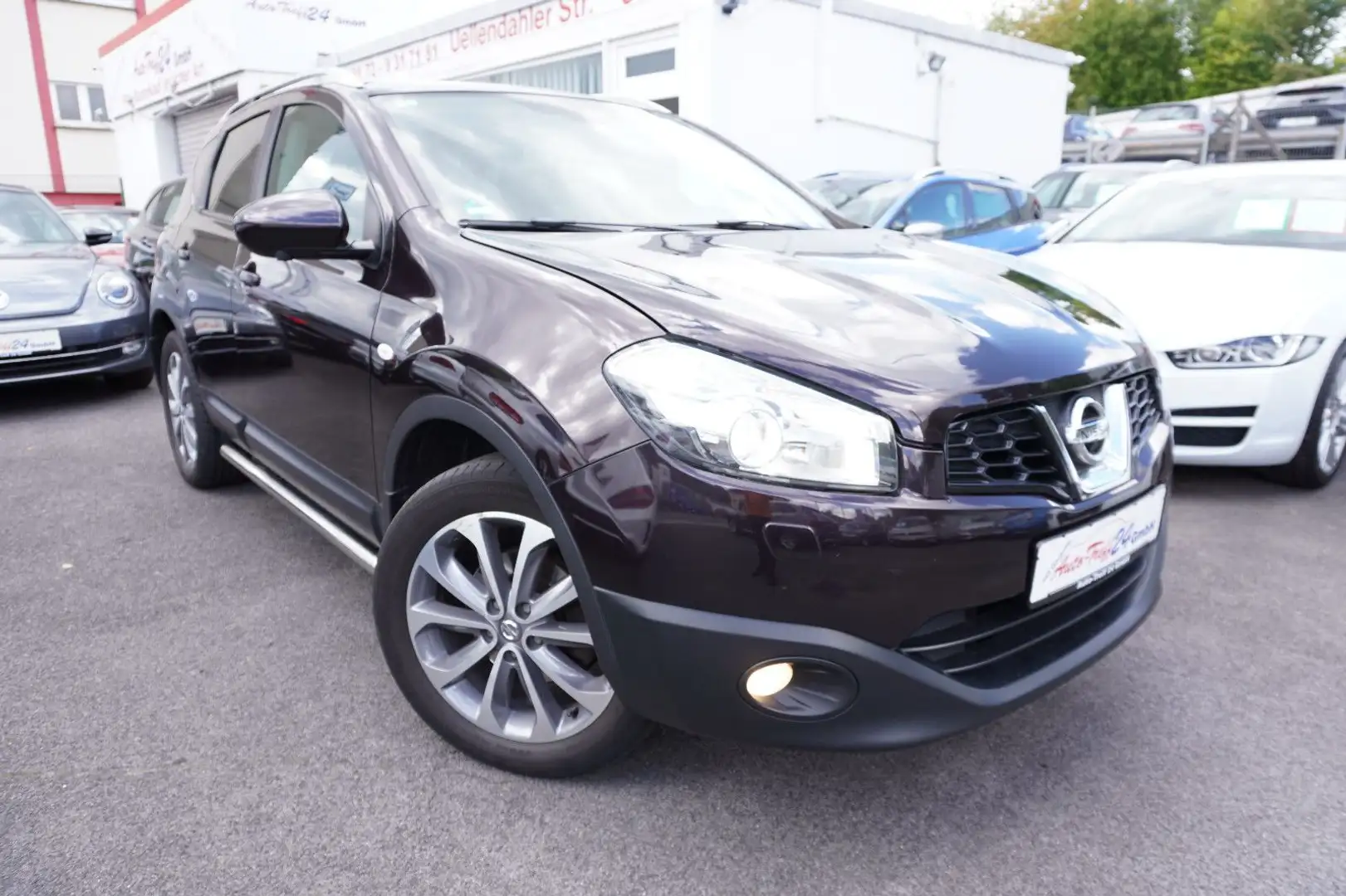 Nissan Qashqai Tekna 4X4 2.0*Autom.*Xenon*Navi*Leder*Pano*360°+ Violett - 1