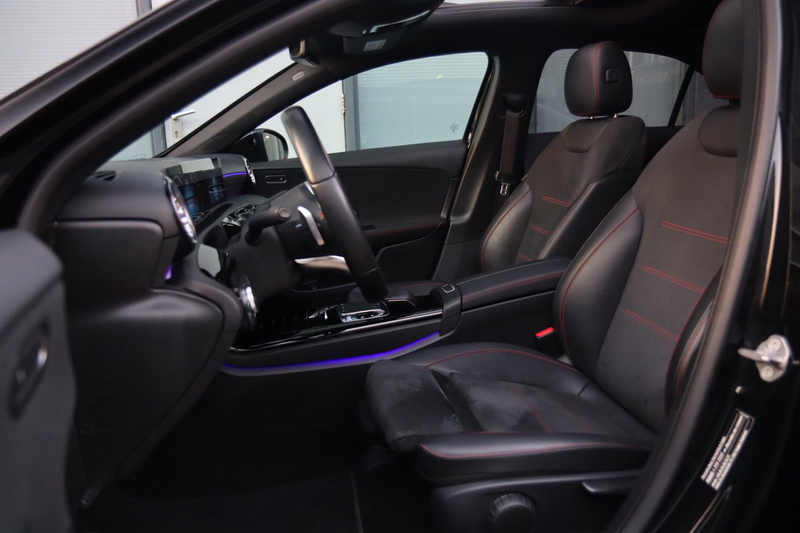 Mercedes-Benz A 250 A250 AMG 4Matic / PANO / CAMERA / KEYLESS / DODEHO — photo 14